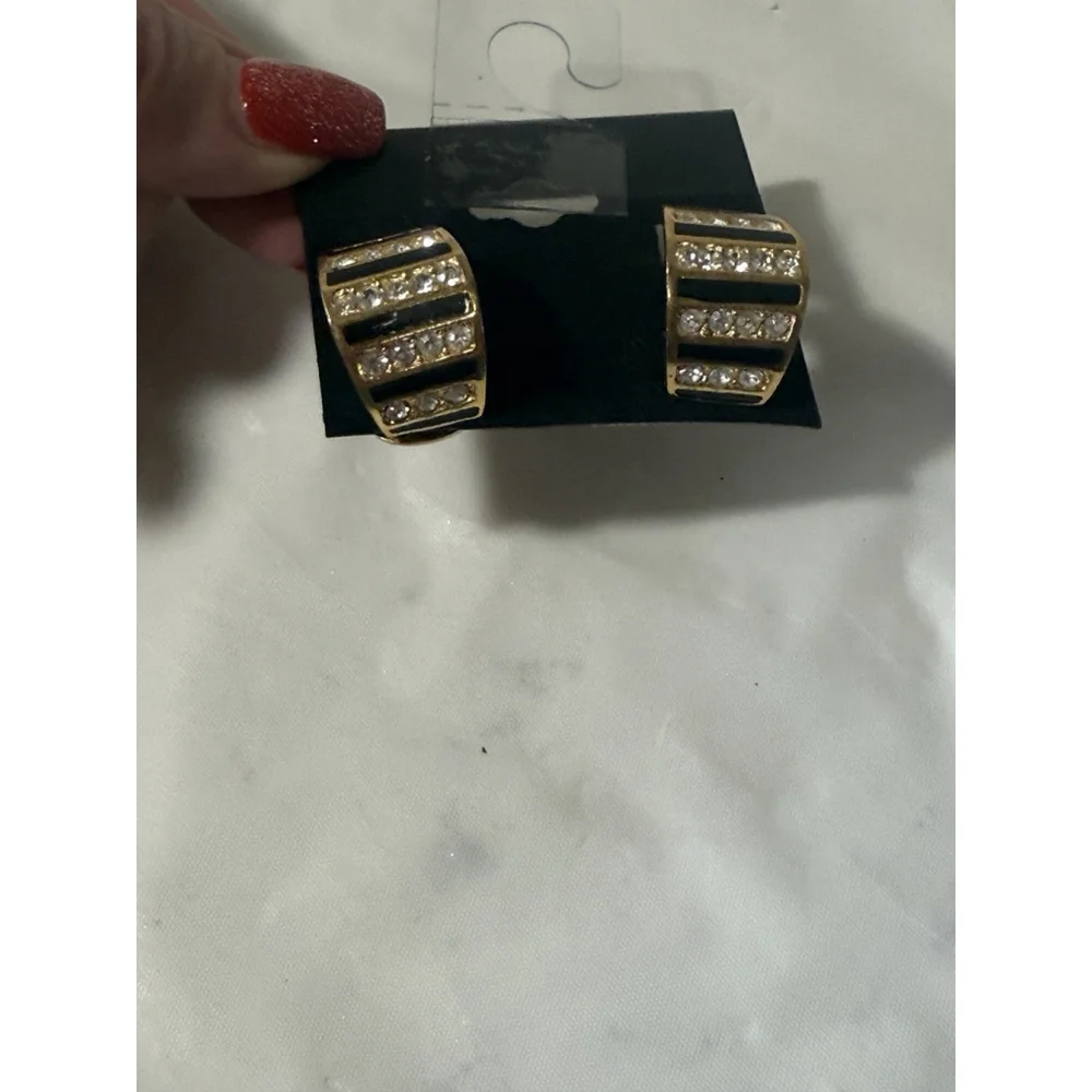 Vintage Christian Dior Gold Tone Black Rhinestone Hoop Clip On Earrings - Picture 13 of 16